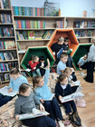 Ученики 2 класса открыли мир книг в библиотеке