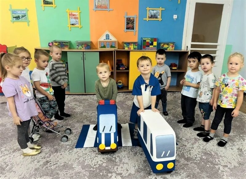 В группе «Колосок» прошла игровая «минутка безопасности» по профилактике детского дорожно-транспортного травматизма.