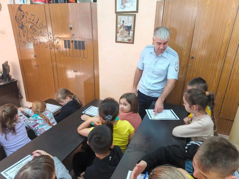 В дни осенних каникул наша школа распахнула двери для пришкольного лагеря 